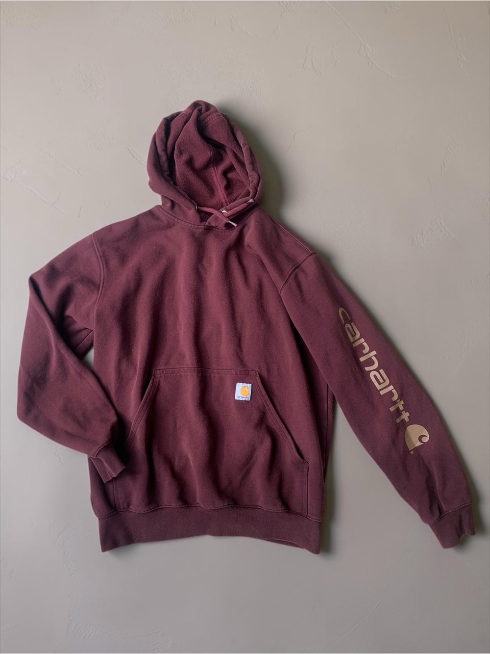 Carhartt Men’s Hoodie - Maroon Pullover with Logo Sleeve Medium Loose Fit